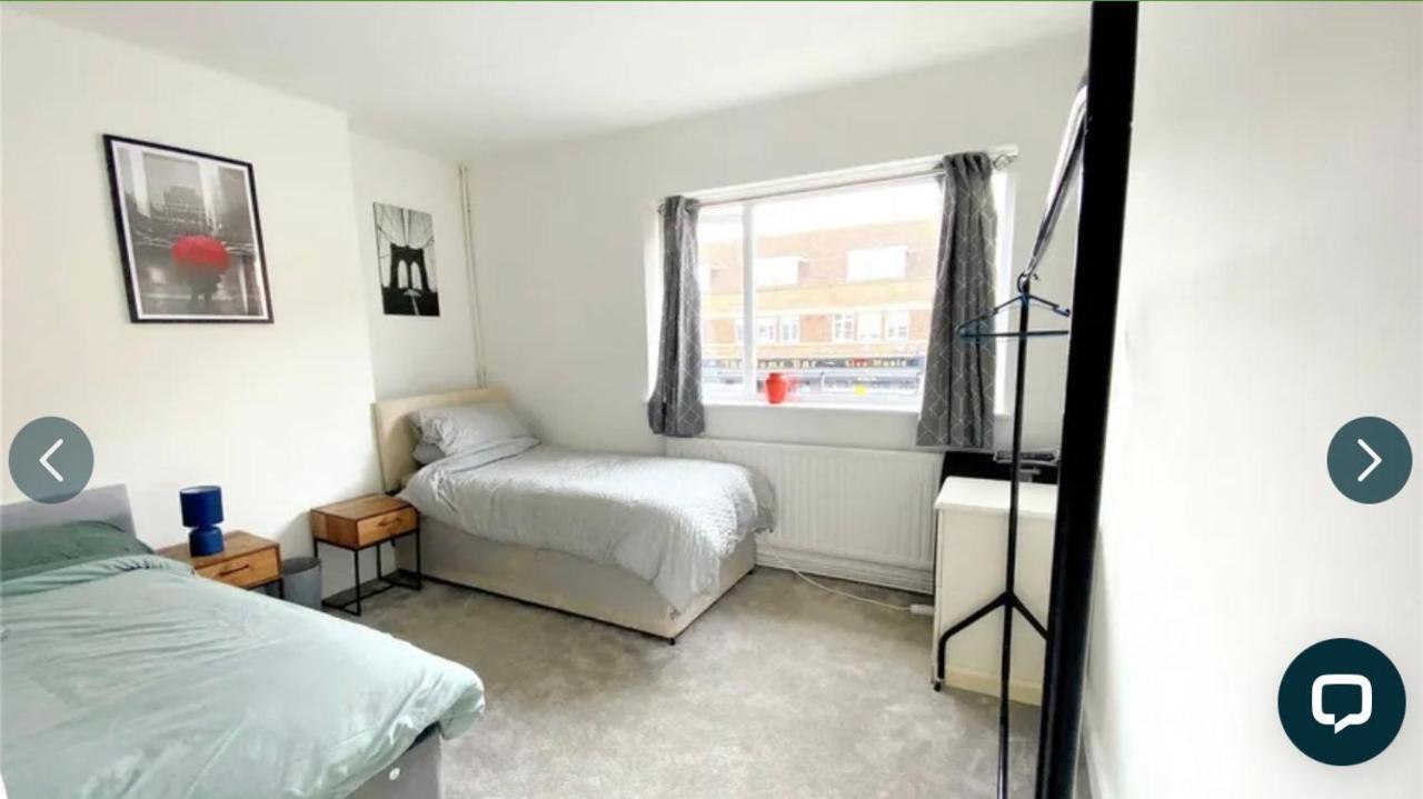 4 Bedroom Property Which Sleeps 8 Very Close To The Harry Potter Studio And Watford Junction Watford (Hertfordshire) Exterior foto